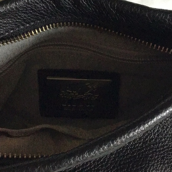 Roots cross body bag. - Picture 4 of 4